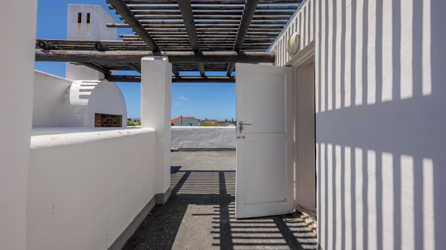 3 Bedroom Property for Sale in Struisbaai Western Cape